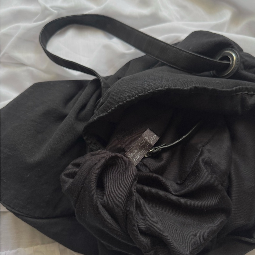 Victoria’s Secret Overnight Tote Bag - Picture 5 of 7